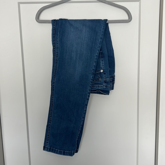 Mugsy Jeans Mugsy Stretchy Jeans 32x3 Poshmark